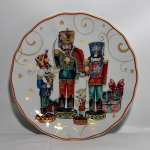 Williams Sonoma Classic White Plate